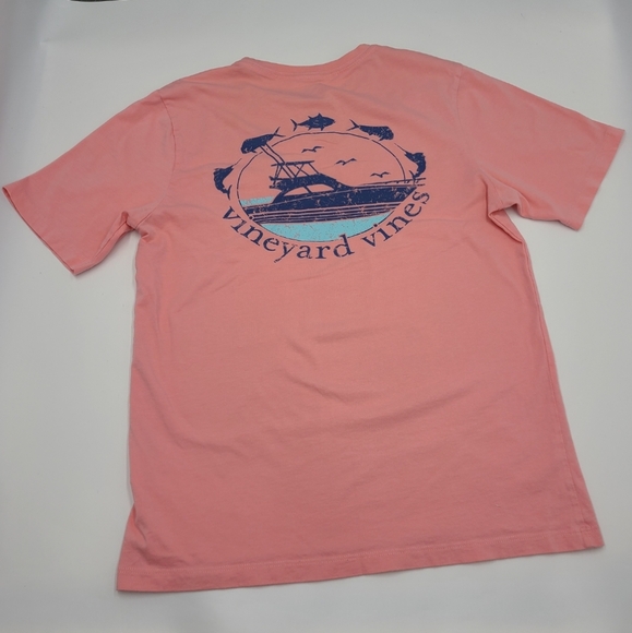 Vineyard Vines Other - Vineyard Vines boys' graphic whale tee size M